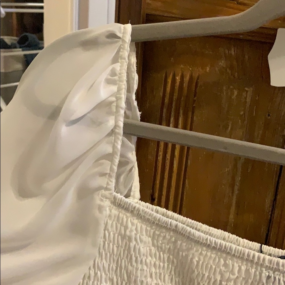 Trendy white smocked top with puffy sheer sleeves - Picture 2 of 5